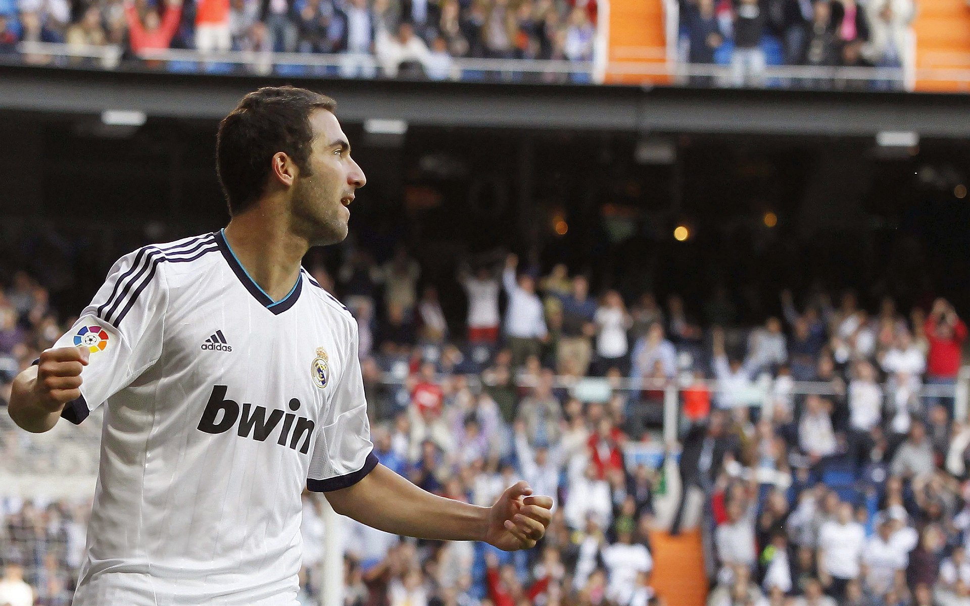 五大联赛是否更频繁使用梯度压迫封堵中场传输路径，五大联赛场均进球排行